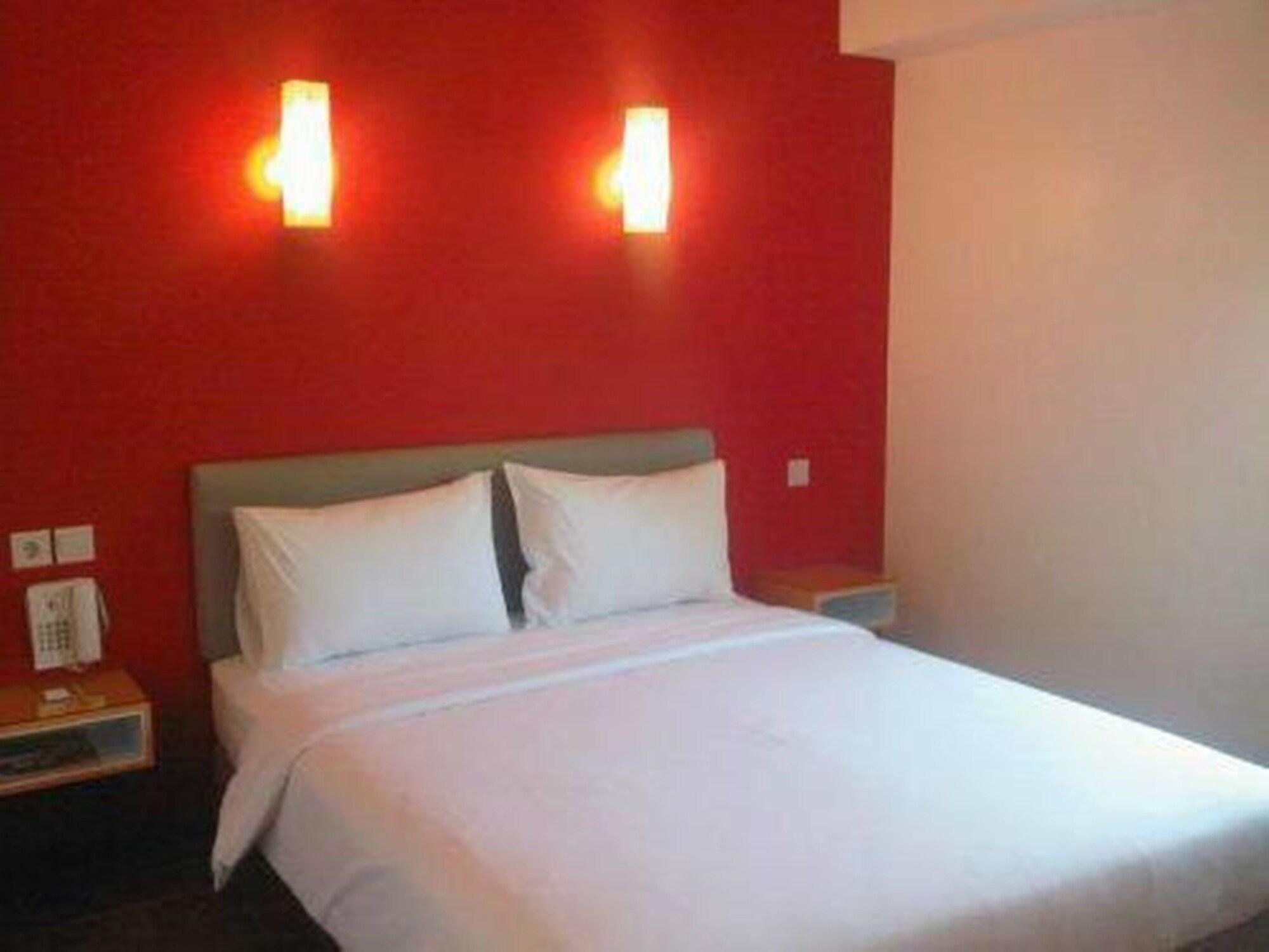 ג'קרטה Amaris Hotel Thamrin City מראה חיצוני תמונה