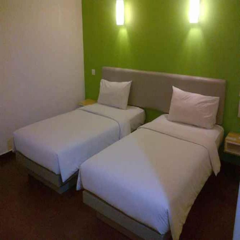 ג'קרטה Amaris Hotel Thamrin City מראה חיצוני תמונה
